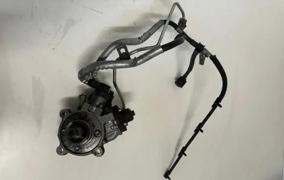 Jaguar XE Fuel injection high pressure pump G4D39B395AA 0445010706
