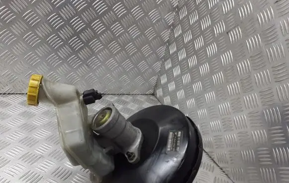 Ford Fiesta Brake booster