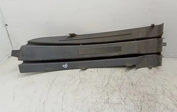 Volkswagen Caddy Front bumper lower grill 2K0853684