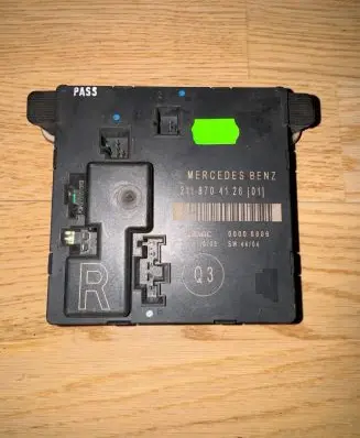 Mercedes-Benz E W212 Door control unit/module 2118704126 00006806