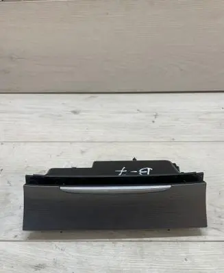 Volkswagen PASSAT B7 Car ashtray 3C0863284 3C0857961