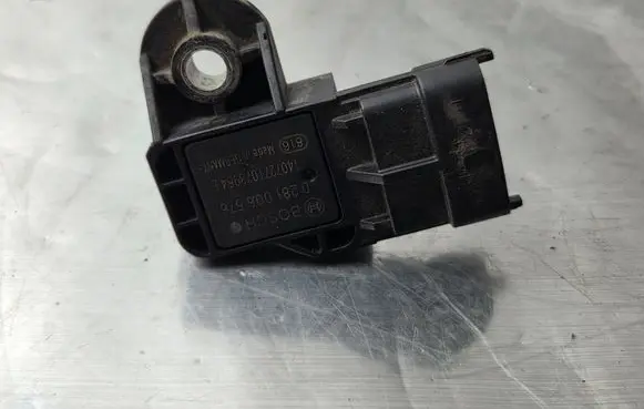 Honda CR-V Air pressure sensor 0281006576 140727T1073954E