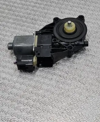 Ford Fiesta Front door window regulator motor 0130822407
