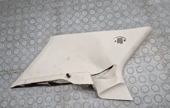 Buick Encore I (C) pillar trim 95190834