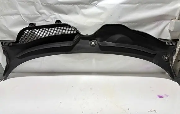 BMW Z4 E85 E86 Wiper trim 7043619 74850610