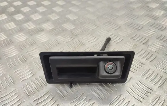 Volkswagen Transporter - Caravelle T7 Tailgate handle with camera 7T0827229