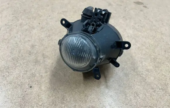 BMW 3 E46 Front fog light 63176911007 6911007