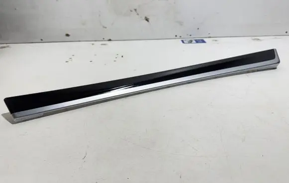 BMW 5 F10 F11 Front door trim bar 7225551 0849F10EM 1100001661