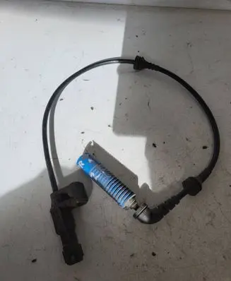 BMW 3 E46 ABS brake wheel speed sensor 6752681