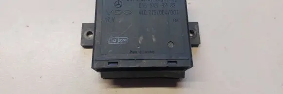 Mercedes-Benz Sprinter W901 W902 W903 W904 Door central lock control unit/module 0165459232