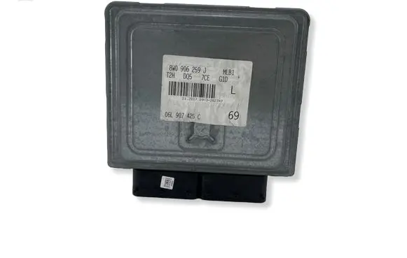 Audi A5 Engine control unit/module 8N0906259J 06L907425C