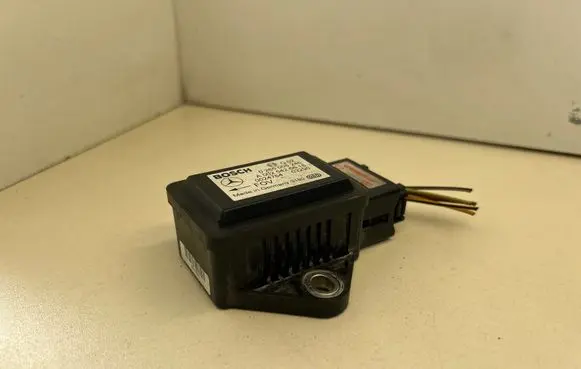 Mercedes-Benz E W211 ESP acceleration yaw rate sensor 0265005246 0024764