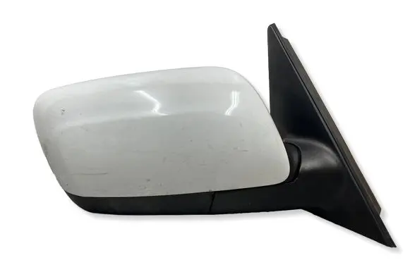 KIA Venga Front door electric wing mirror 