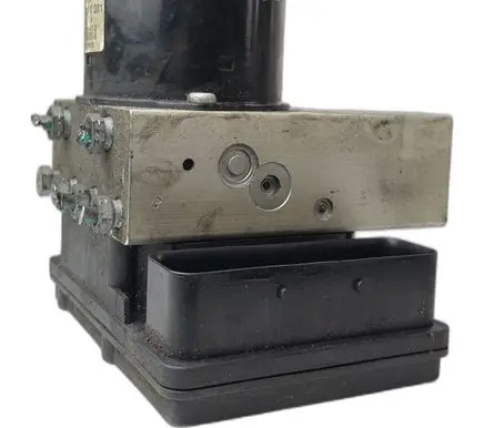 Mercedes-Benz C W203 Master brake cylinder A0064310312 A0365454032
