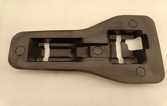 Chrysler Pacifica Other rear door trim element 6CT86TRMAA
