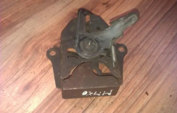 Mazda MX-6 Engine bonnet/hood lock/catch