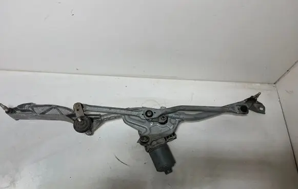 Mercedes-Benz E W211 Front wiper linkage 