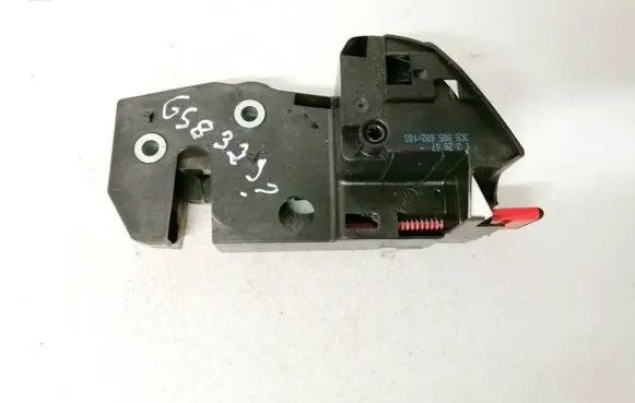 Volkswagen PASSAT B6 Seat back rest lock catch 3c5885682