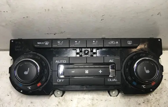 Skoda Octavia Mk2 (1Z) Climate control unit 3T0907044AS