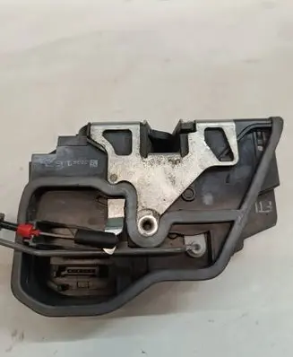 BMW 5 E60 E61 Front door lock 7036167