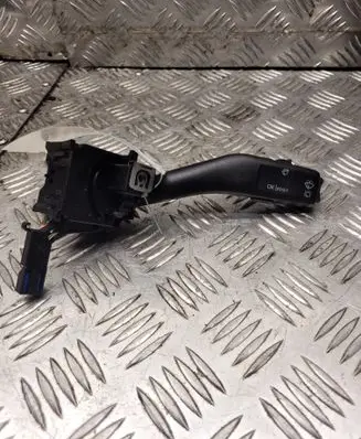 Volkswagen Golf V Wiper control stalk 1K0953519A