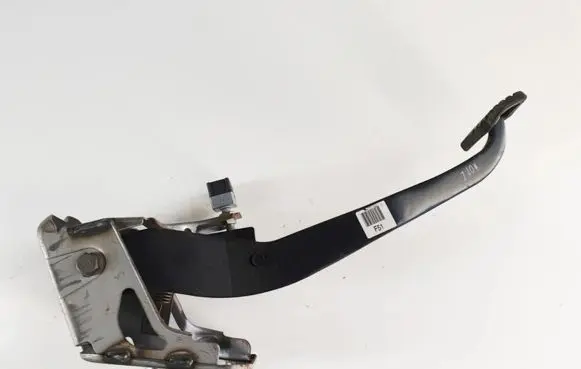 Hyundai Matrix Brake pedal