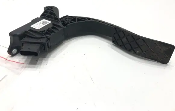 Audi Q7 4M Accelerator throttle pedal 8W1723523
