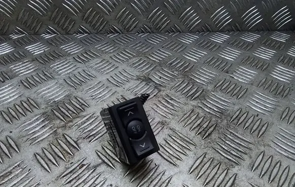 Lexus IS 220D-250-350 Other switches/knobs/shifts 15A984