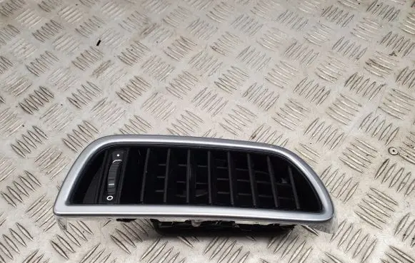 Porsche Cayenne (92A) Dashboard side air vent grill/cover trim 7P5819727A