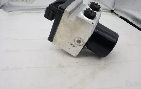 Volkswagen PASSAT CC ABS Pump 3C0614109P 16705905 HC82740237DER