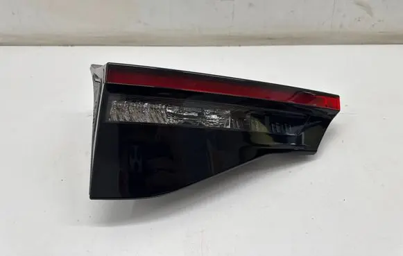 Toyota Yaris Cross Tailgate rear/tail lights 815900DB60