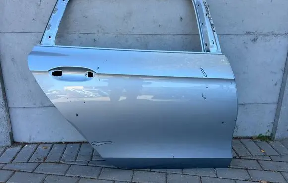 Volkswagen PASSAT B9 Rear door