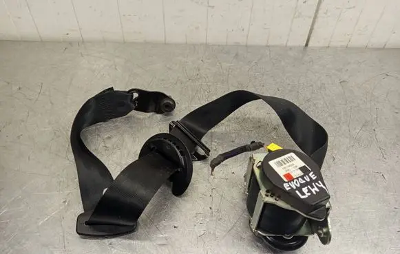 Land Rover Evoque I Front seatbelt 620198200 008L000 H41159