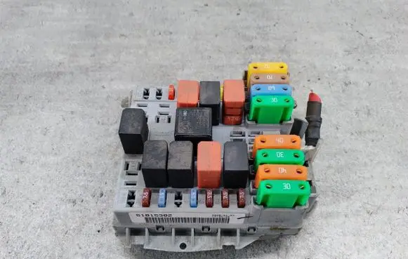 Fiat Linea Fuse box set 51815382