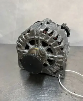 Renault Trafic III (X82) Generator/alternator