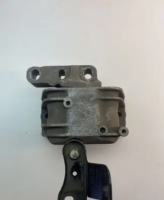 Skoda Octavia Mk2 (1Z) Engine mount bracket 1K0199262 1K0199262M