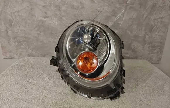 Mini One - Cooper Coupe R56 Headlight/headlamp