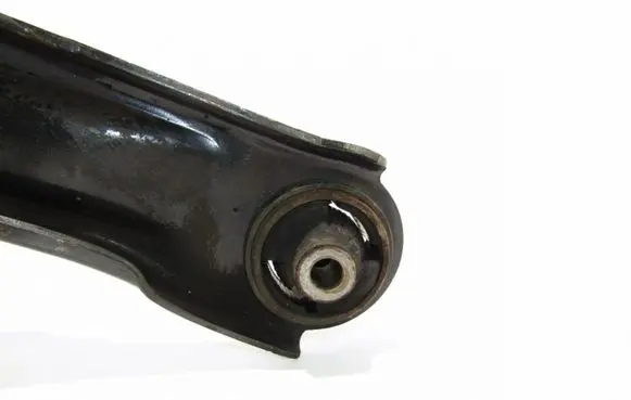 Nissan Qashqai Front lower control arm/wishbone