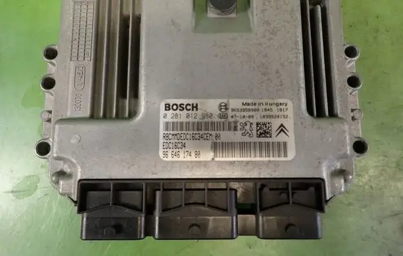 Citroen C4 Aircross Engine control unit/module ECU