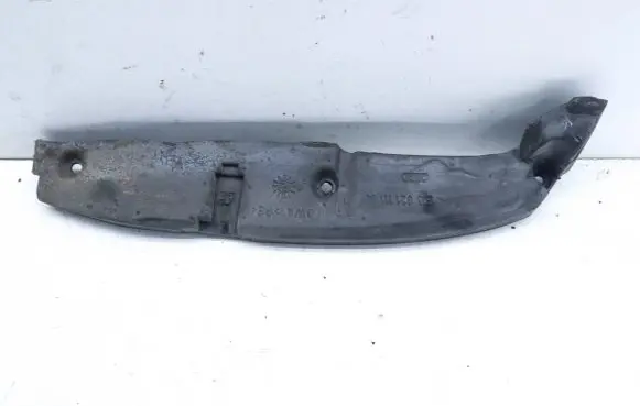 Audi A8 S8 D3 4E Fender foam support/seal 4E0821111A