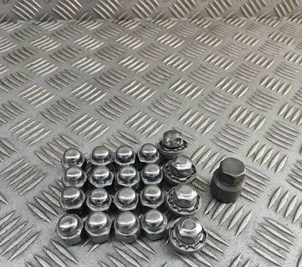 KIA Niro Nuts/bolts 5295014140