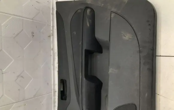 Ford Focus Front door card panel trim 4M51A23942C