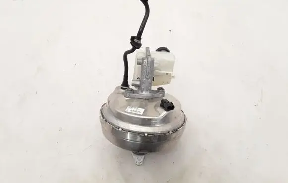 Volvo XC90 Brake booster 31381415