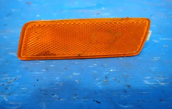 Volkswagen Jetta V Front indicator light 1K5945071A