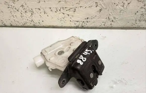 Toyota Auris E180 Tailgate/trunk/boot lock/catch/latch