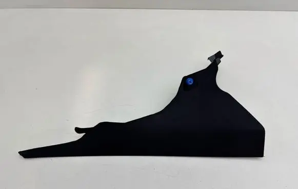BMW 4 F32 F33 (C) pillar trim 112520