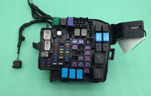 Mazda CX-3 Fuse box set D09W66767 K7005
