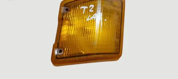 Volkswagen Transporter - Caravelle T2 Front indicator light 251953142 32798R6 HELLA