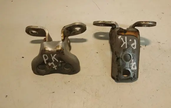 Toyota Corolla Verso AR10 Front door hinge set 