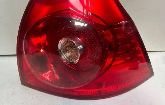 Volkswagen Golf V Rear/tail lights 1K6945096Q 89031823